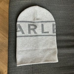 Varley Beanie - great condition